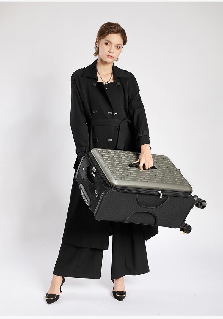 Expandable Luggage Set