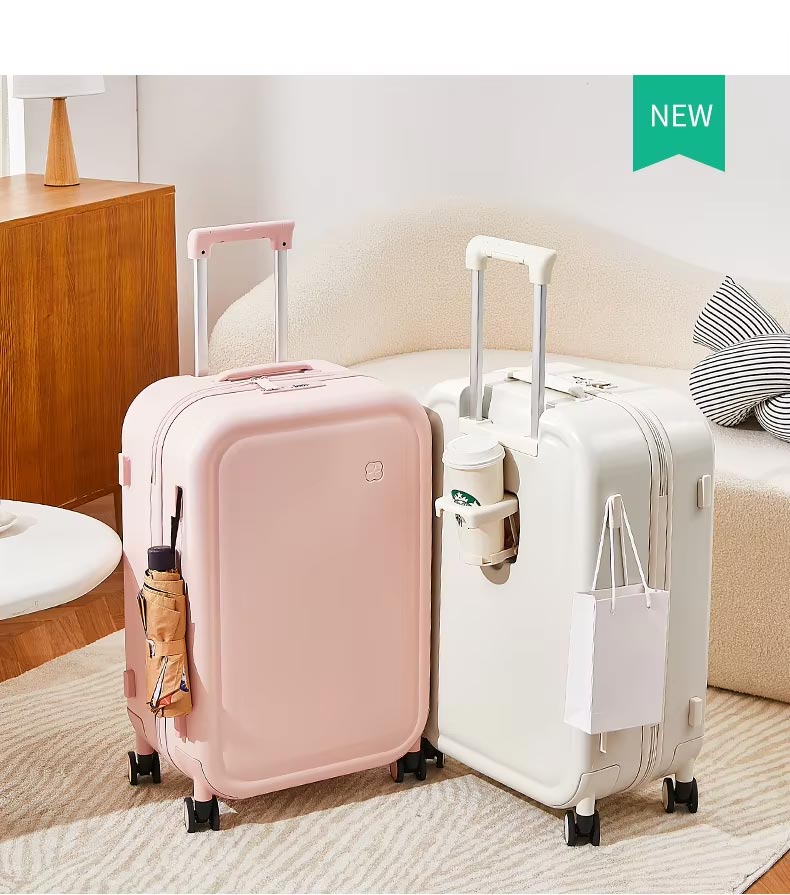 carry on luggage with usb port