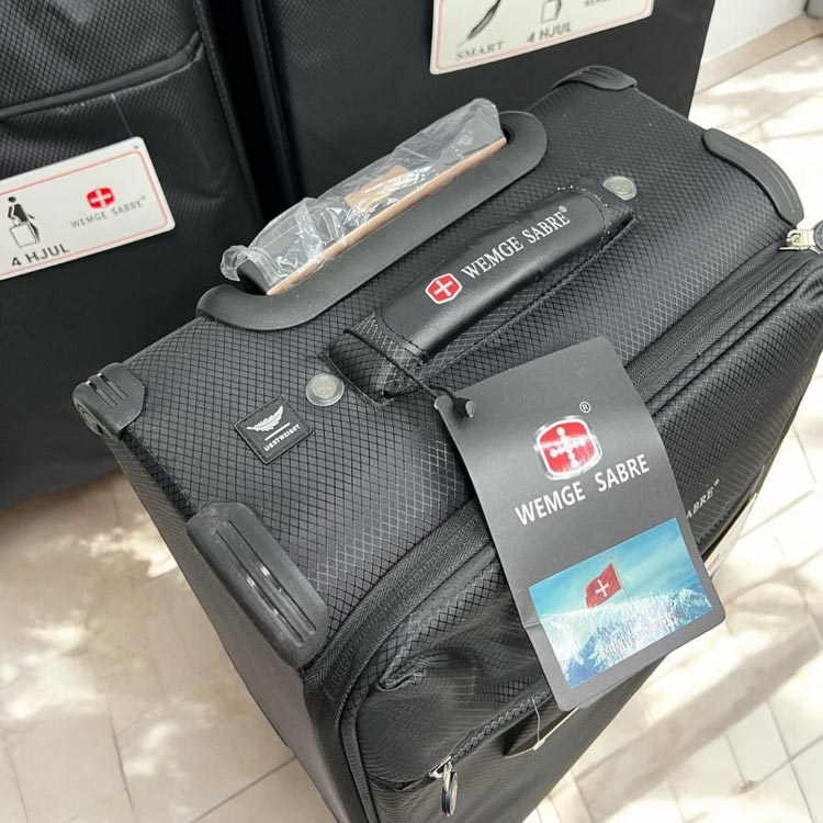 light weight luggage set