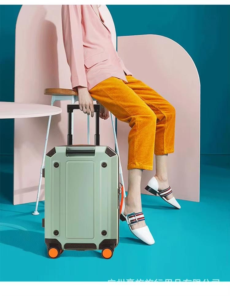 polycarbonate luggage sets
